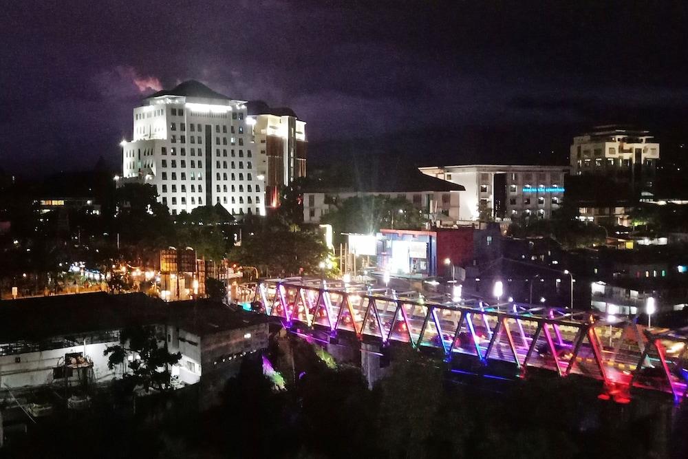 Everyday Smart Hotel - Malang Buitenkant foto