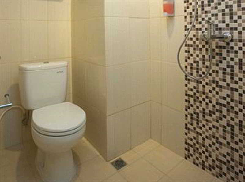 Everyday Smart Hotel - Malang Buitenkant foto