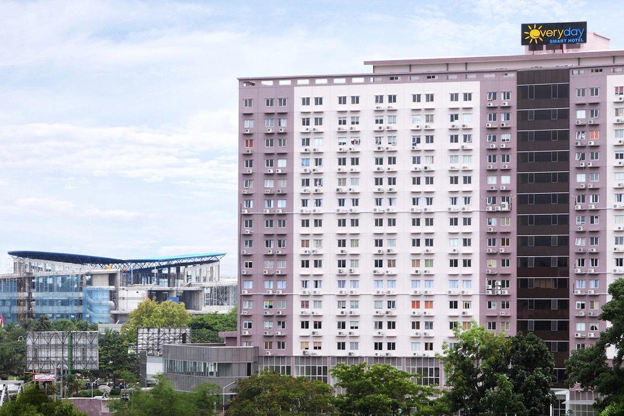 Everyday Smart Hotel - Malang Buitenkant foto